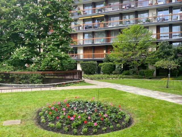 T2 Lumineux Avec Terrasse Apartment Boulogne-Billancourt Ngoại thất bức ảnh